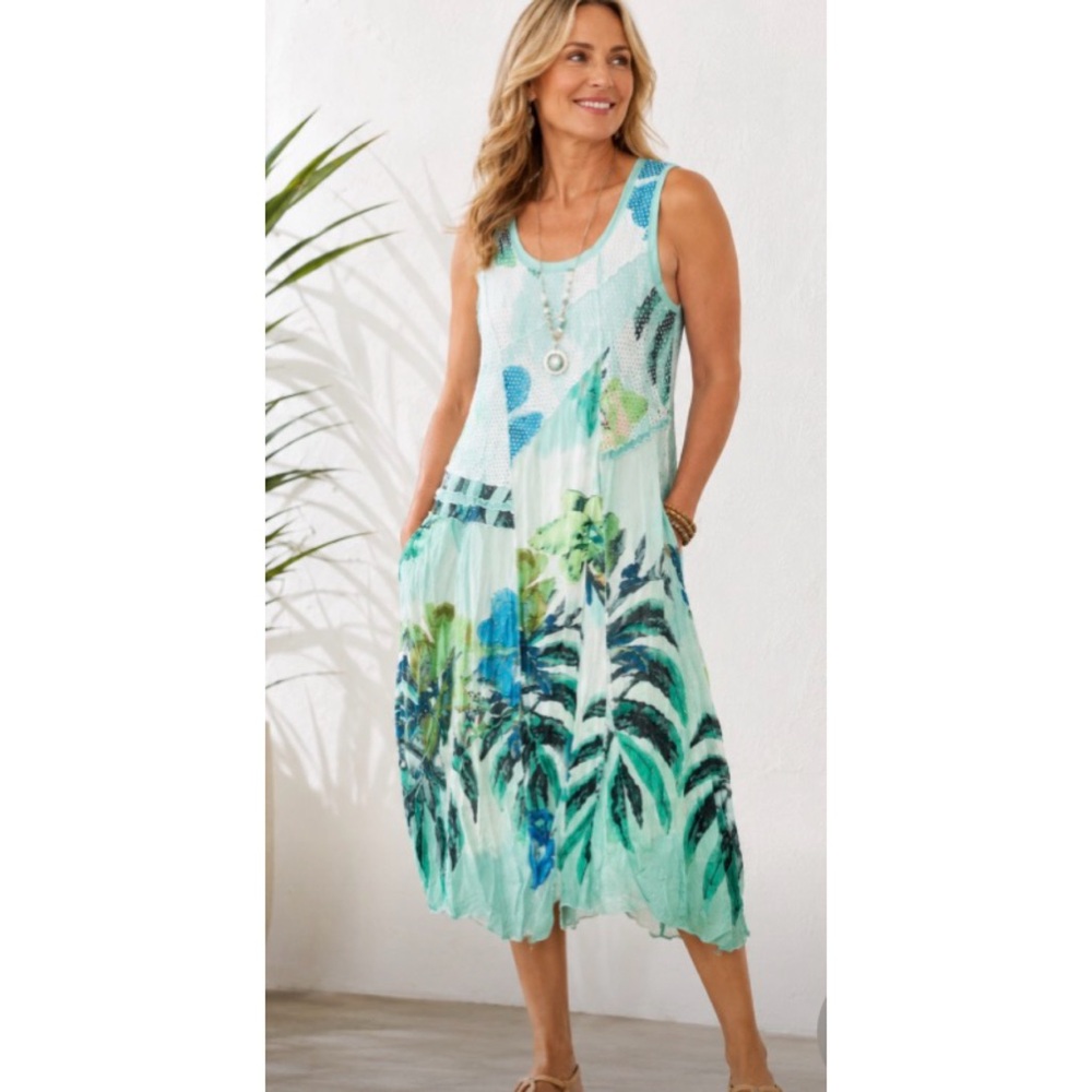 Cativa Tropical Print Beachy Vacation Dress w/ Asymmetrical hemline Size Small